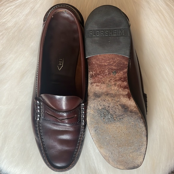Men’s Florsheim Loafers - Picture 2 of 4